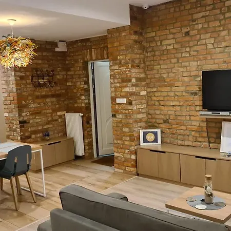 Special Apartment *